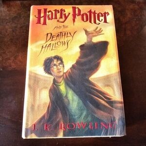 Harry Potter and the Deathly Hallows (Book 7) By J K Rowling, Hardcover, 2007